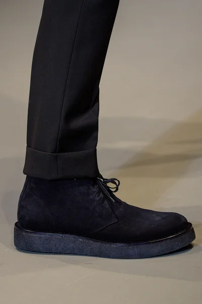 Look 37